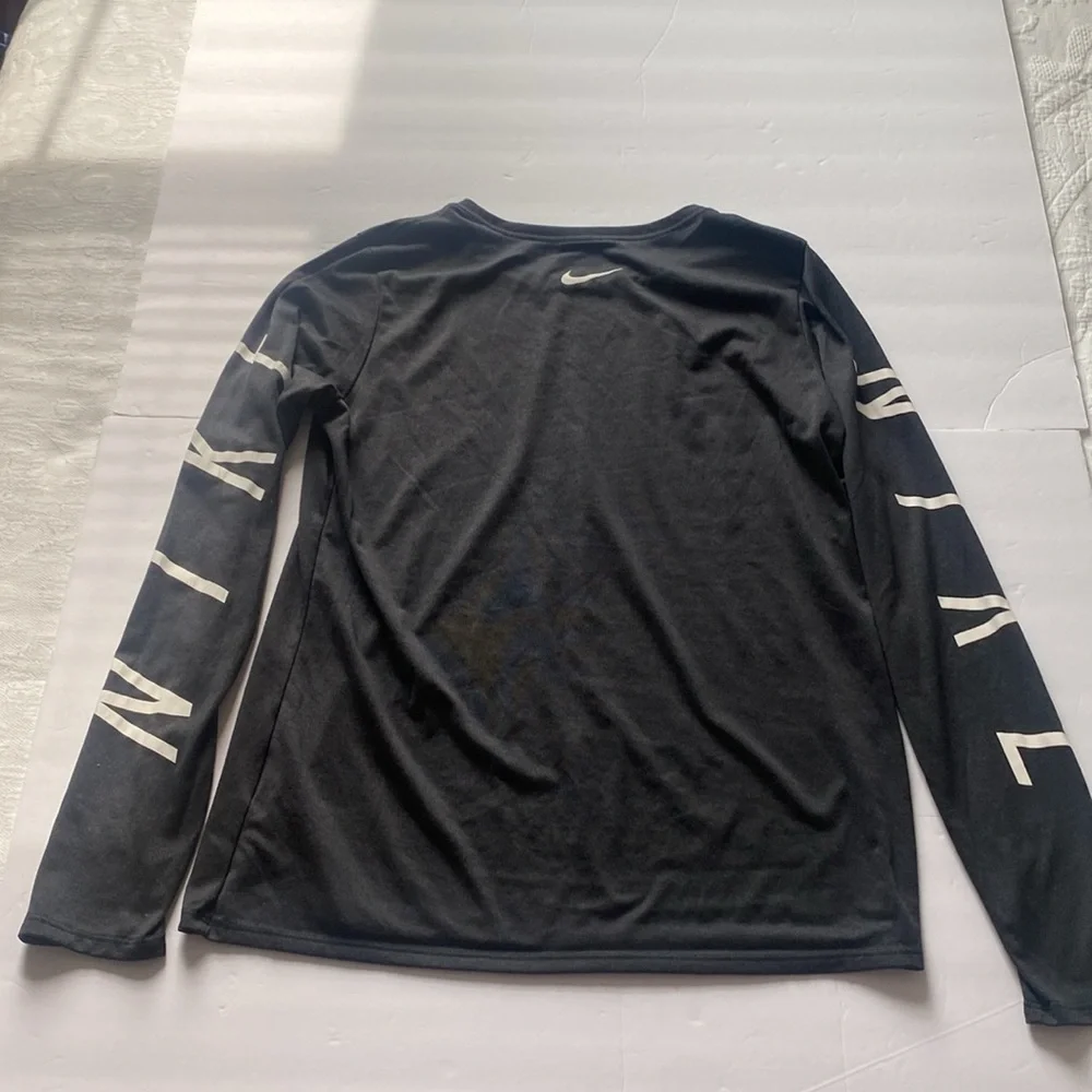 Nike Long Sleeve Dri-Fit Unisex T‎ Shirt